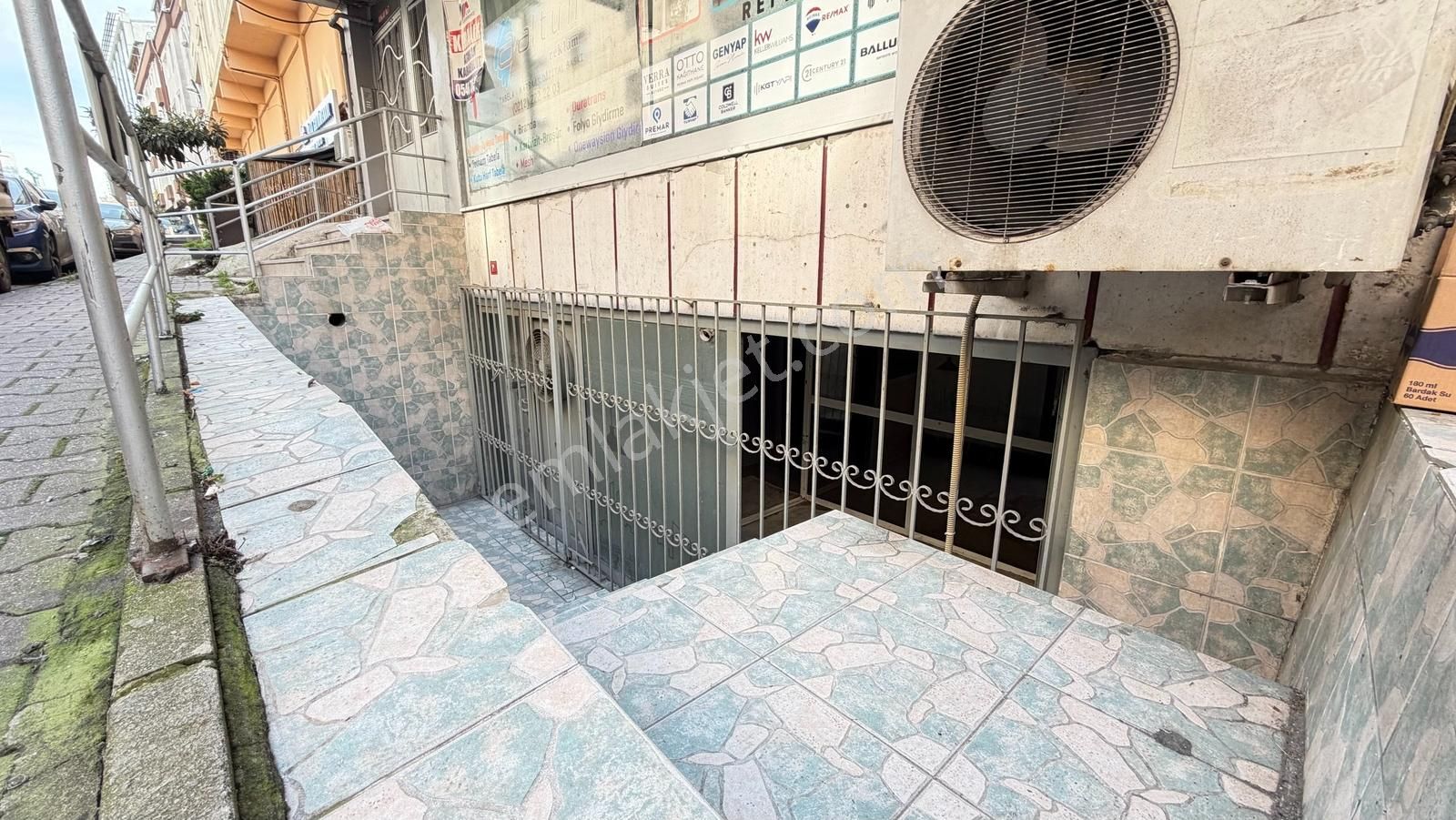İlka'dan Talatpaşa Mh 125m2 Dükkan Metrobüse 3 Dk Caddeye Yakın - Görsel 2