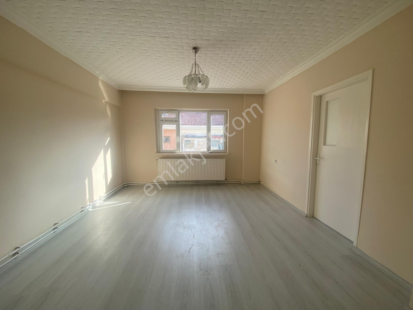 Koza Emlak'tan Plevne Mahalesinde Yeşilova Sınırlı Katta Kiralık Daire - Görsel 8