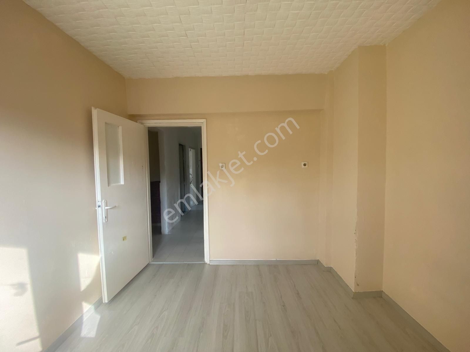 Koza Emlak'tan Plevne Mahalesinde Yeşilova Sınırlı Katta Kiralık Daire - Görsel 19