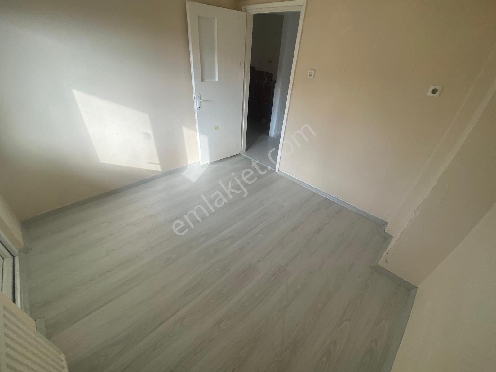 Koza Emlak'tan Plevne Mahalesinde Yeşilova Sınırlı Katta Kiralık Daire - Görsel 21