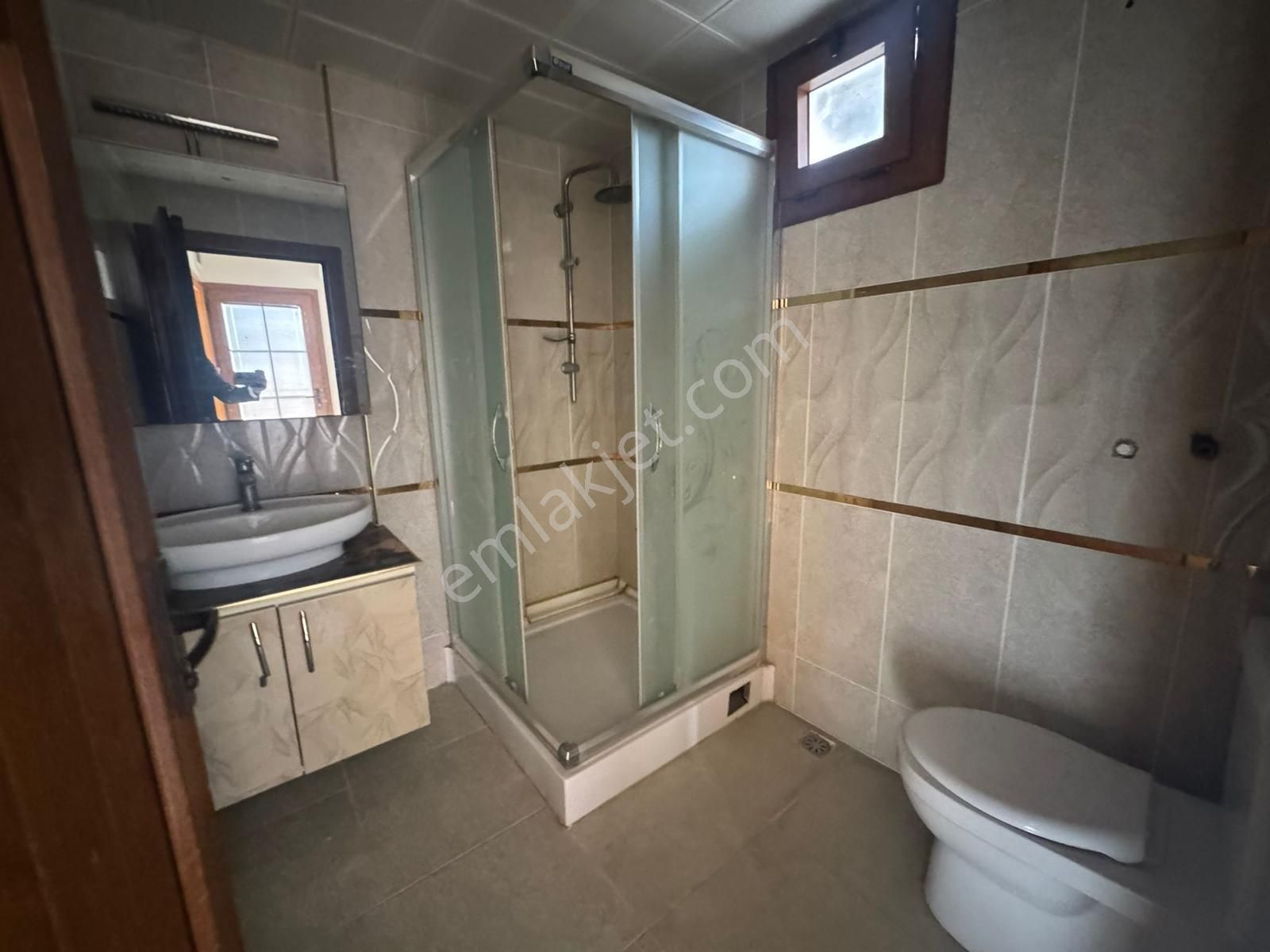 Çandarlıda Deniz Manzaralı Müstakil Villa! - Görsel 11