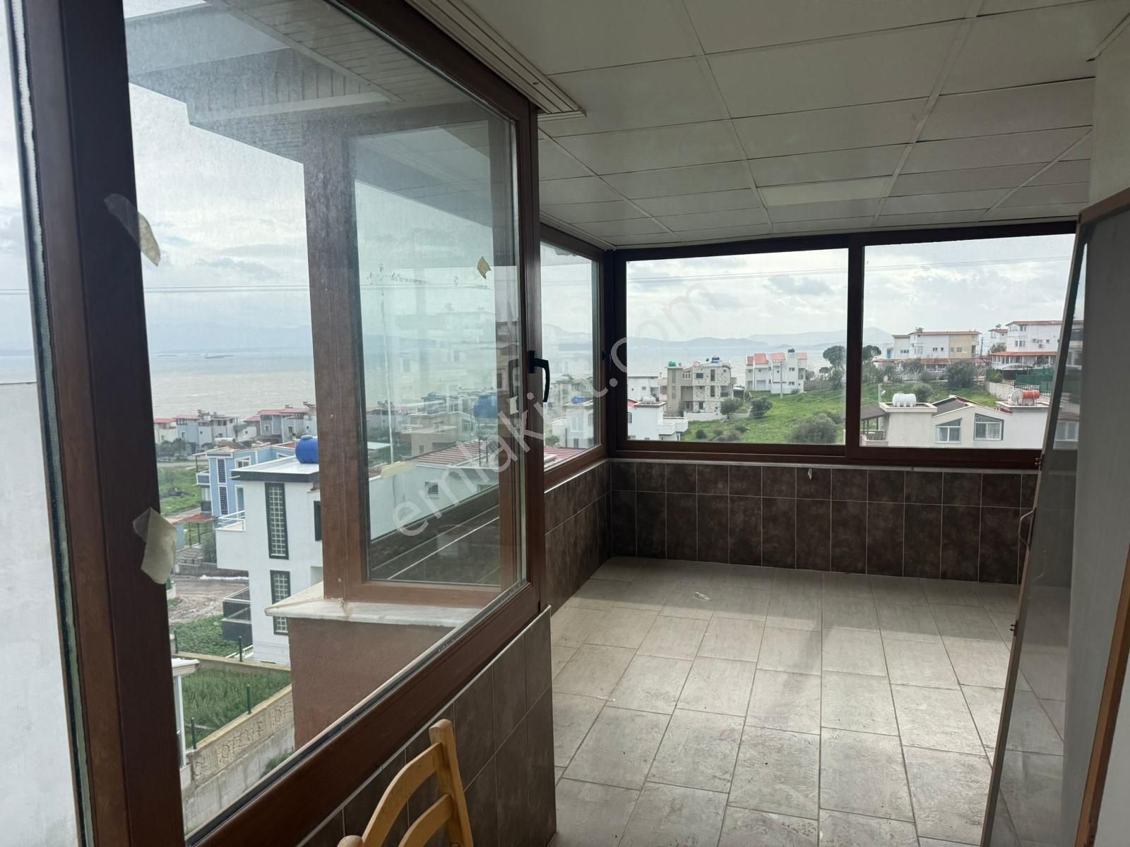 Çandarlıda Deniz Manzaralı Müstakil Villa! - Görsel 17