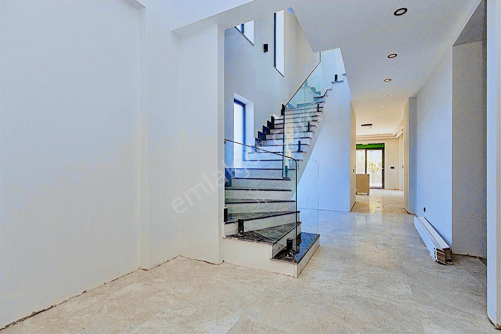 Altınkale'de Butik Site İçerisinde Müstakil Satılık Lüks Villa - Görsel 27