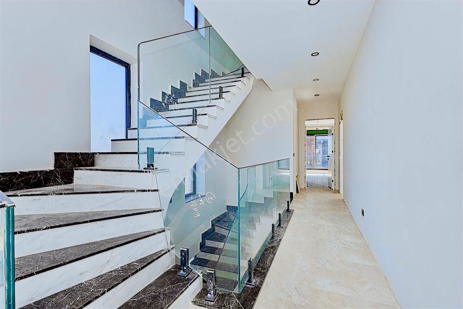 Altınkale'de Butik Site İçerisinde Müstakil Satılık Lüks Villa - Görsel 34