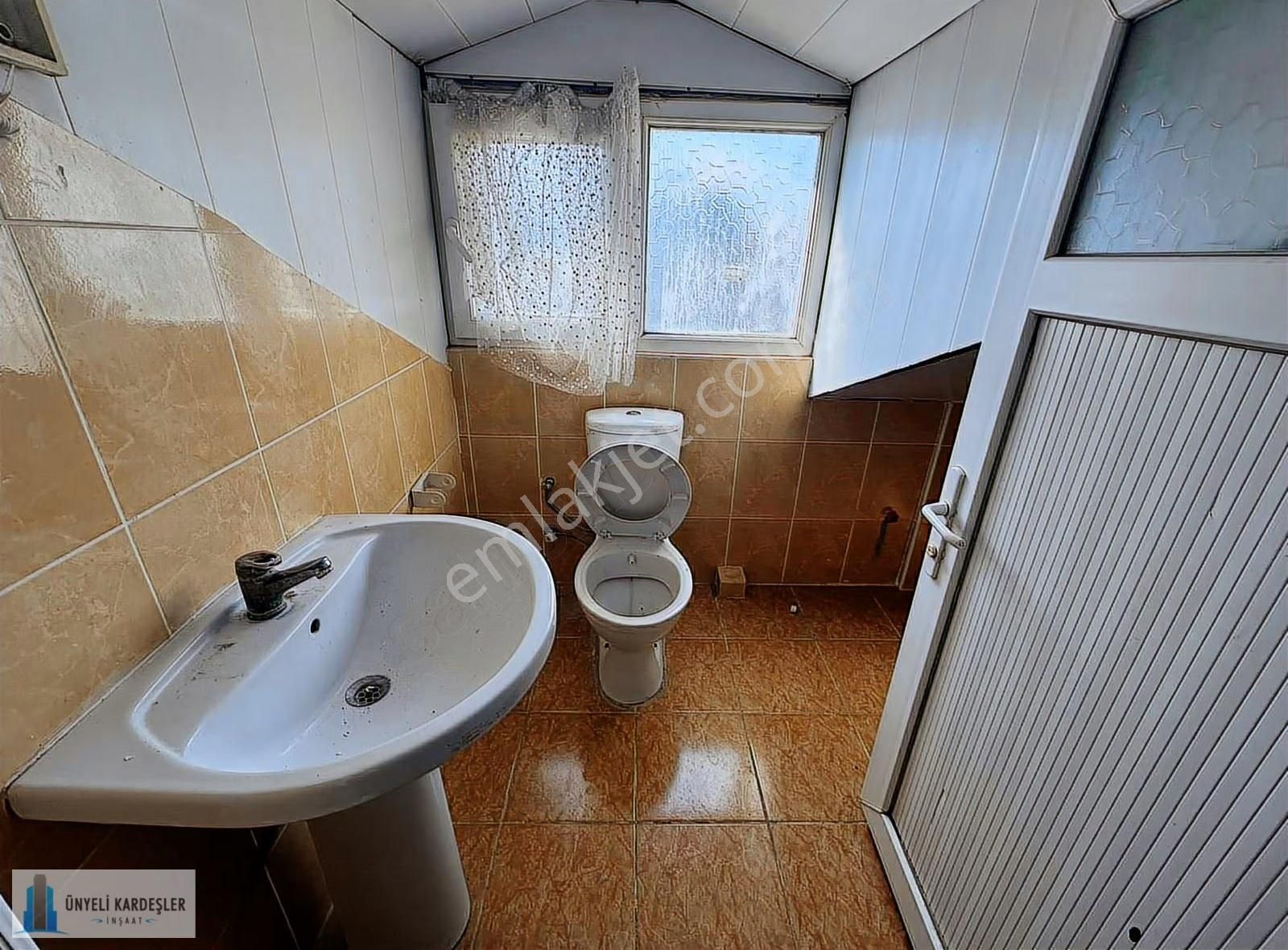 Akkonak Parkı Karşisinda 2+1 Kiralık Teraslı Çatı Kat - Görsel 13