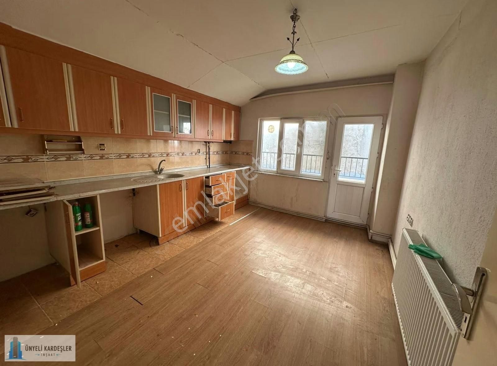 Akkonak Parkı Karşisinda 2+1 Kiralık Teraslı Çatı Kat - Görsel 17