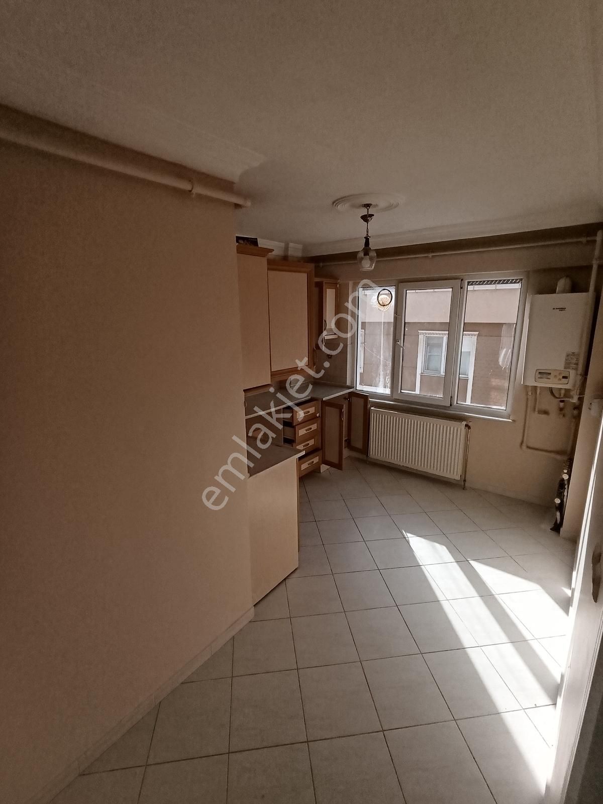 Reşadiye Mah. Atatürk Bulvarı Ark. 2+1 Kombili Kiralık Daire - Görsel 2