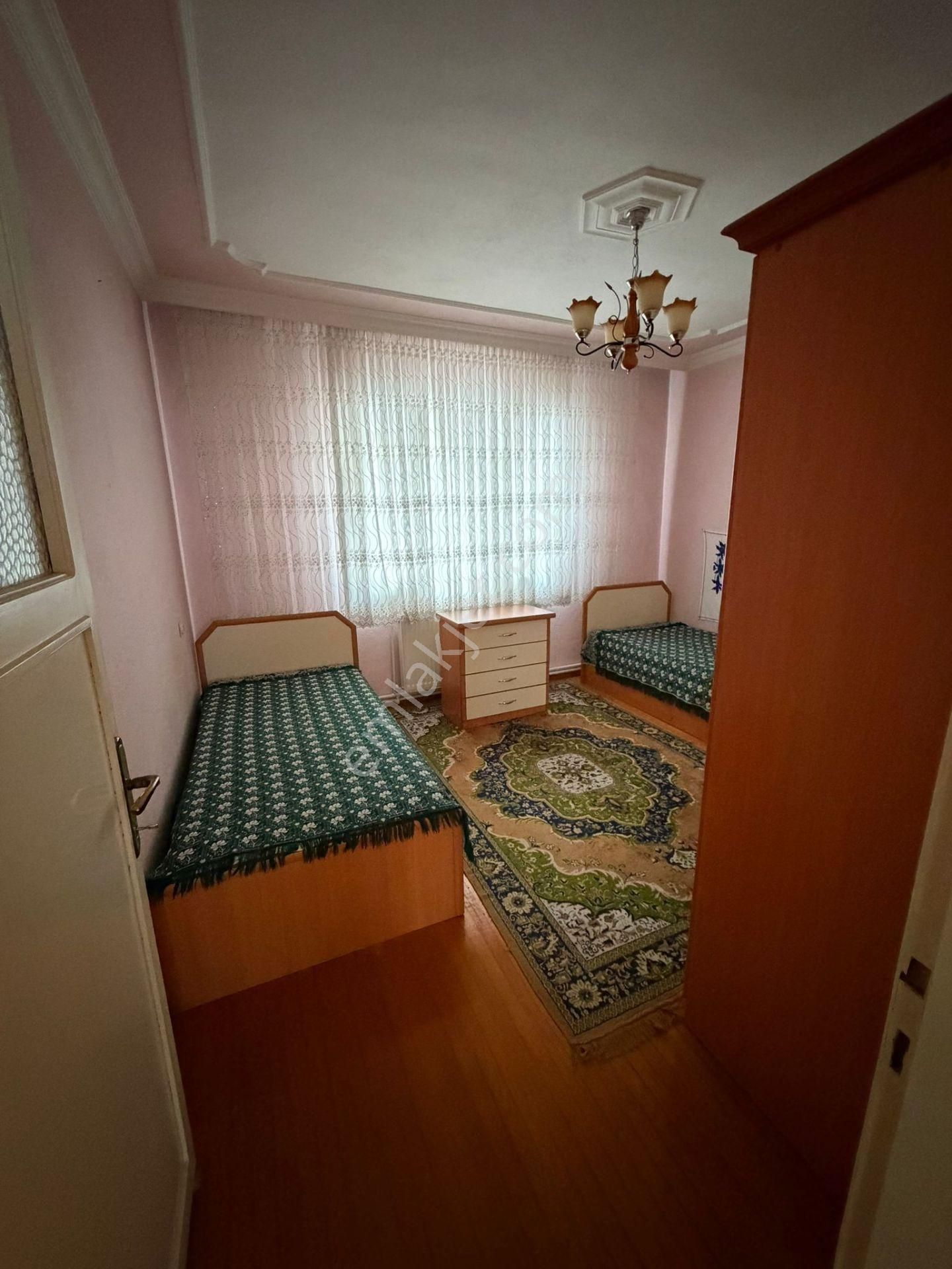 Buca Fırat Mah. 3+1 125 M2 Doğalgazlı Full Eşyalı Kiralık Daire - Görsel 3