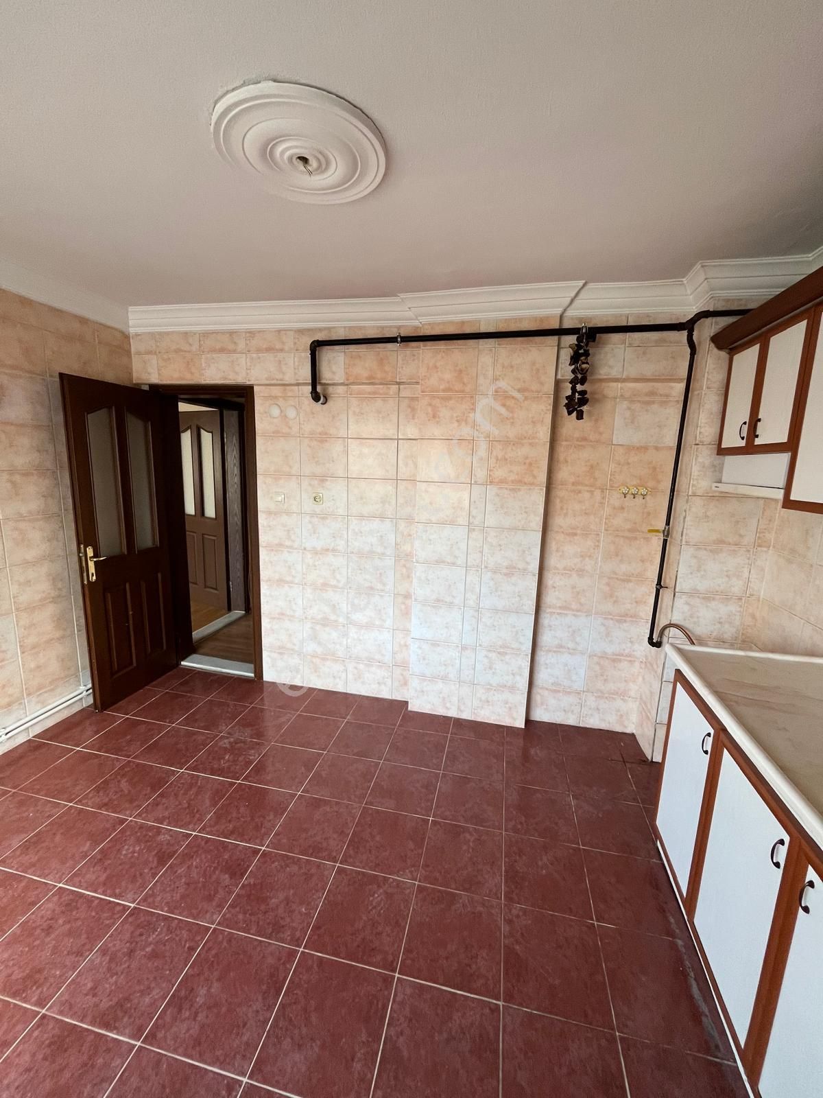 Söke Atatürk'te Asansörlü,doğalgazlı,3+1 Kiralık Ara Kat Daire - Görsel 8