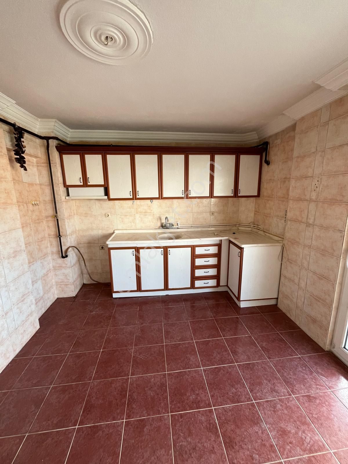 Söke Atatürk'te Asansörlü,doğalgazlı,3+1 Kiralık Ara Kat Daire - Görsel 20