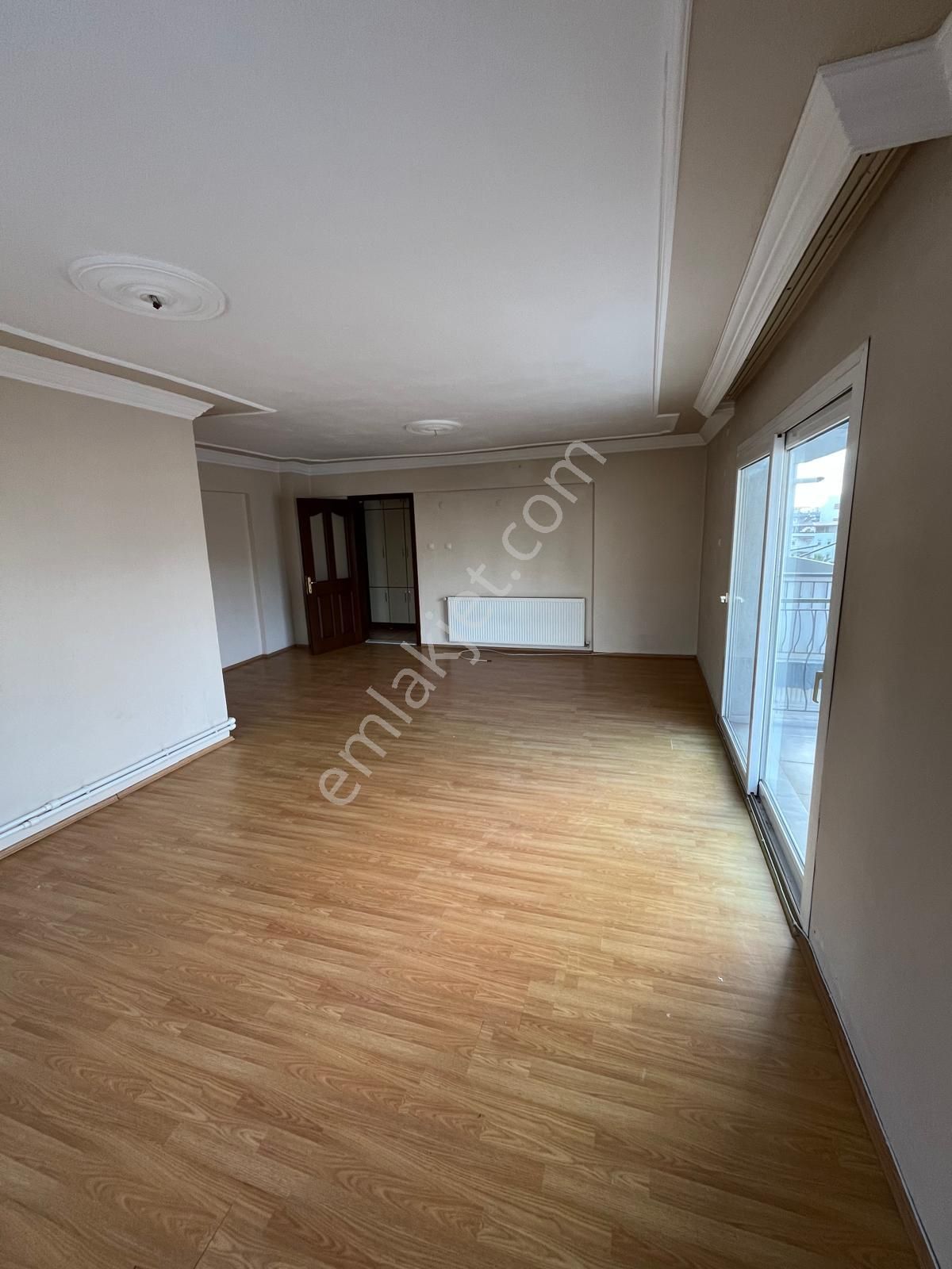 Söke Atatürk'te Asansörlü,doğalgazlı,3+1 Kiralık Ara Kat Daire - Görsel 7