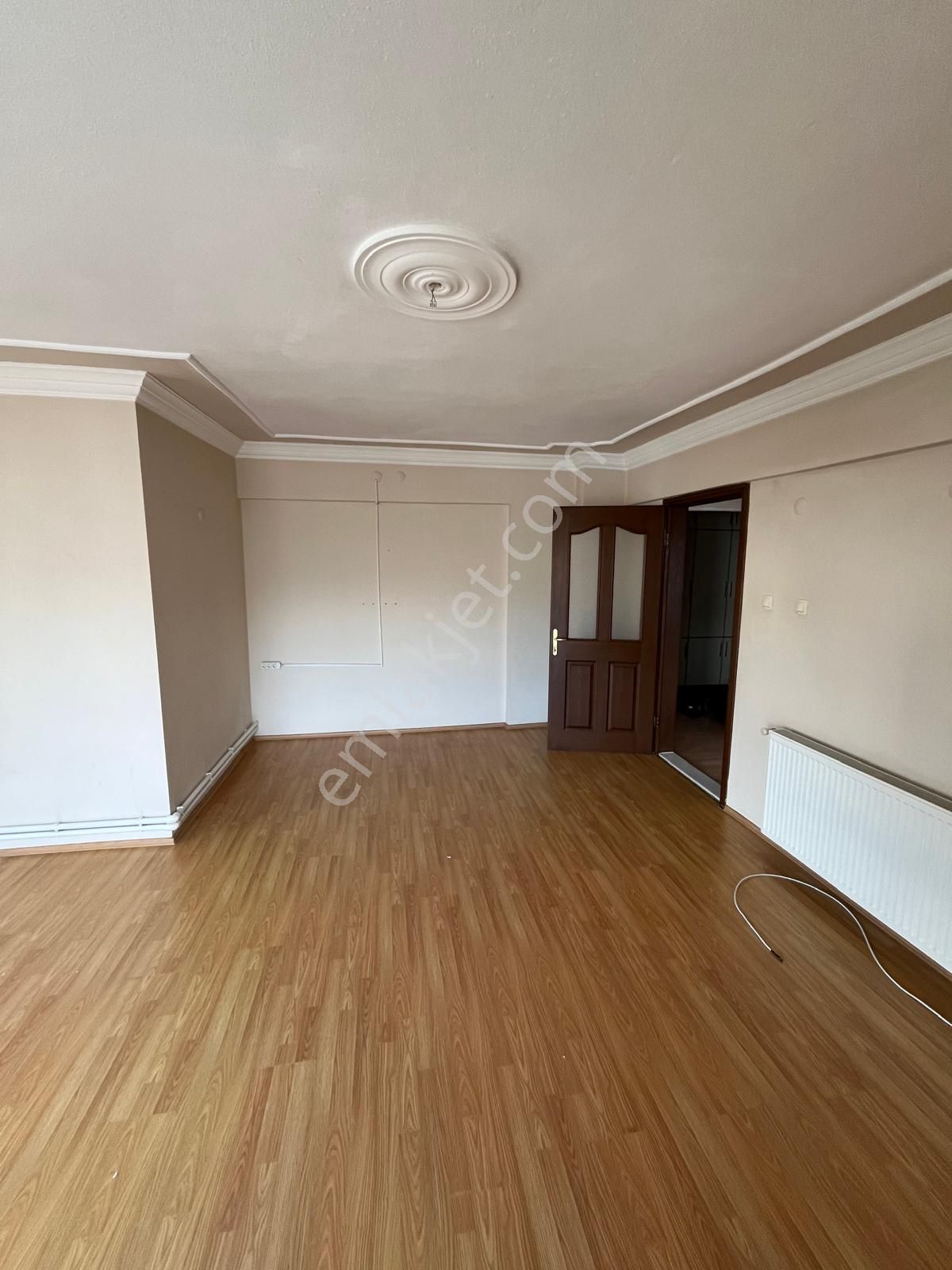 Söke Atatürk'te Asansörlü,doğalgazlı,3+1 Kiralık Ara Kat Daire - Görsel 3