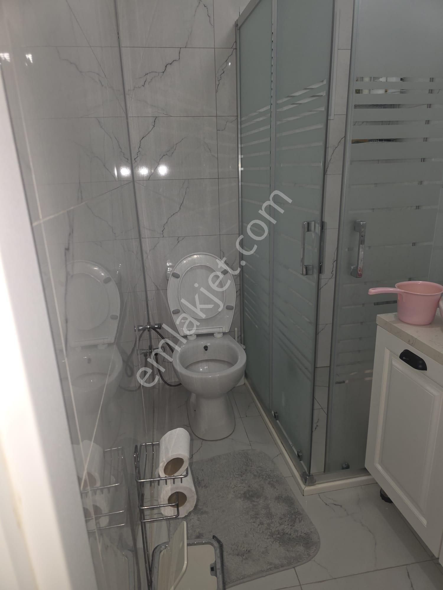 İzmir Bornova Yeşilovada Satılık Lüx 2+1 Çift Balkonlu Üç 3 Cepheli Daire - Görsel 14