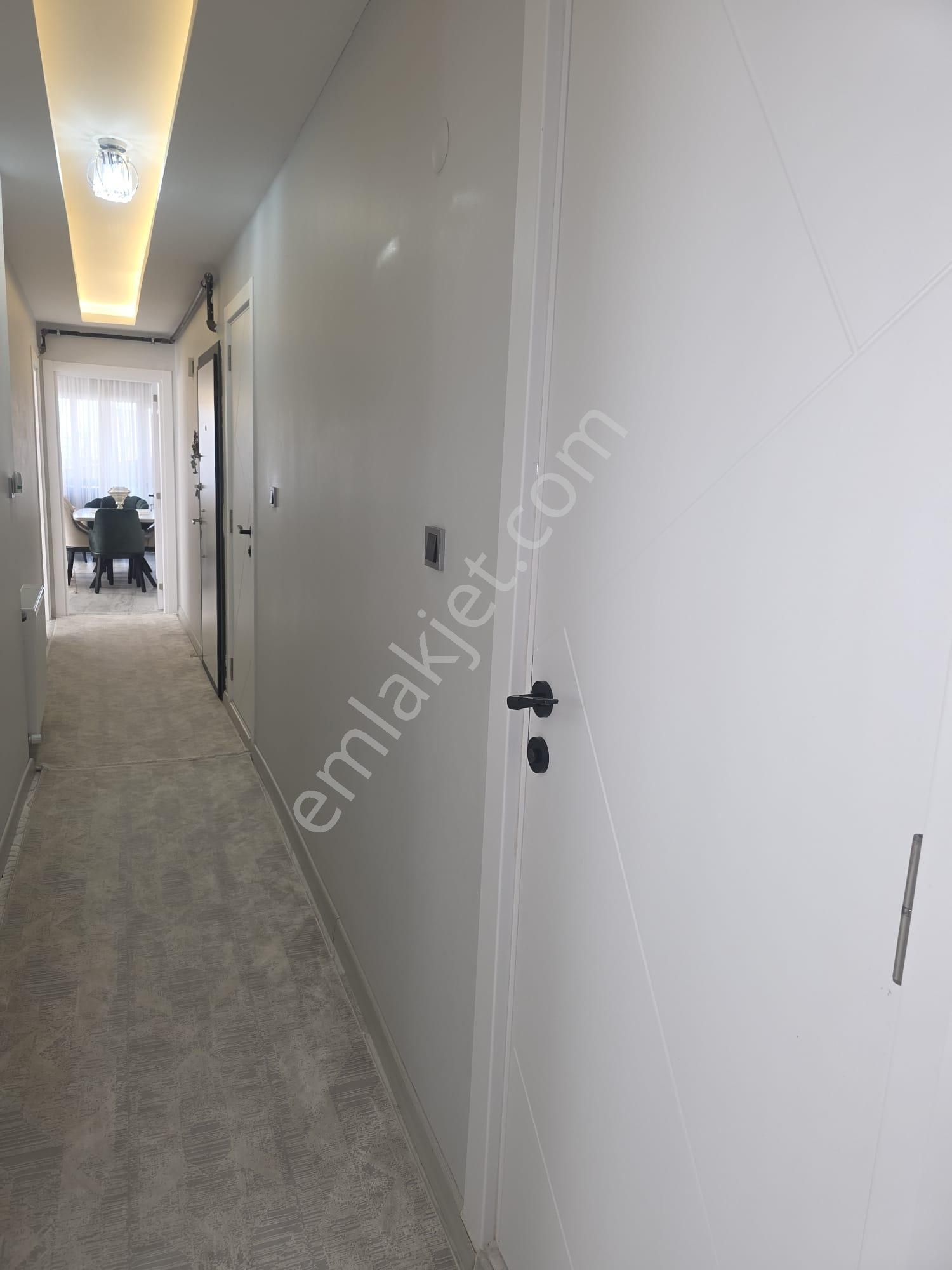 İzmir Bornova Yeşilovada Satılık Lüx 2+1 Çift Balkonlu Üç 3 Cepheli Daire - Görsel 7