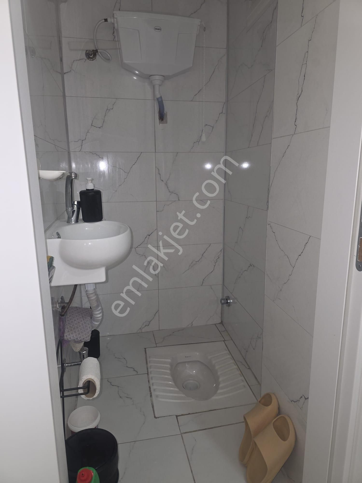 İzmir Bornova Yeşilovada Satılık Lüx 2+1 Çift Balkonlu Üç 3 Cepheli Daire - Görsel 12