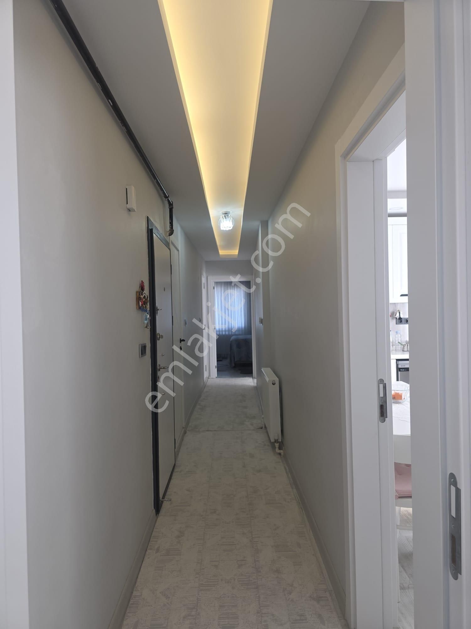 İzmir Bornova Yeşilovada Satılık Lüx 2+1 Çift Balkonlu Üç 3 Cepheli Daire - Görsel 15