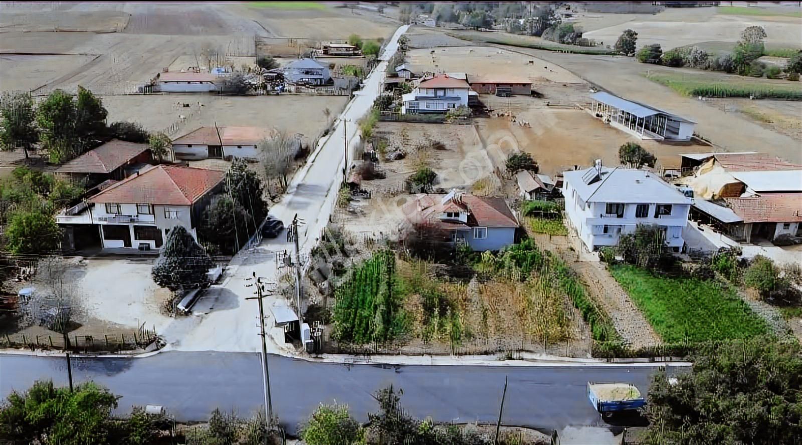 Satılık 3+1 Müstakil Ev Ve 2470 M2 Bahçe