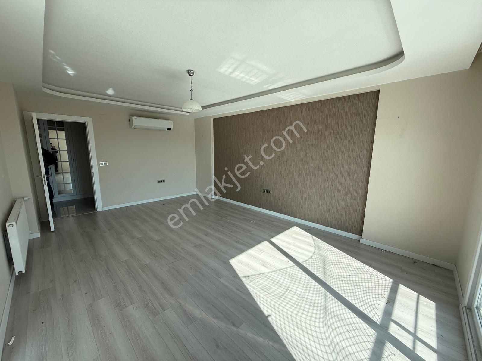 Gürselpaşada Merkezi Konumda Dgazlı Kmutfak Geniş 4+1 - Görsel 4