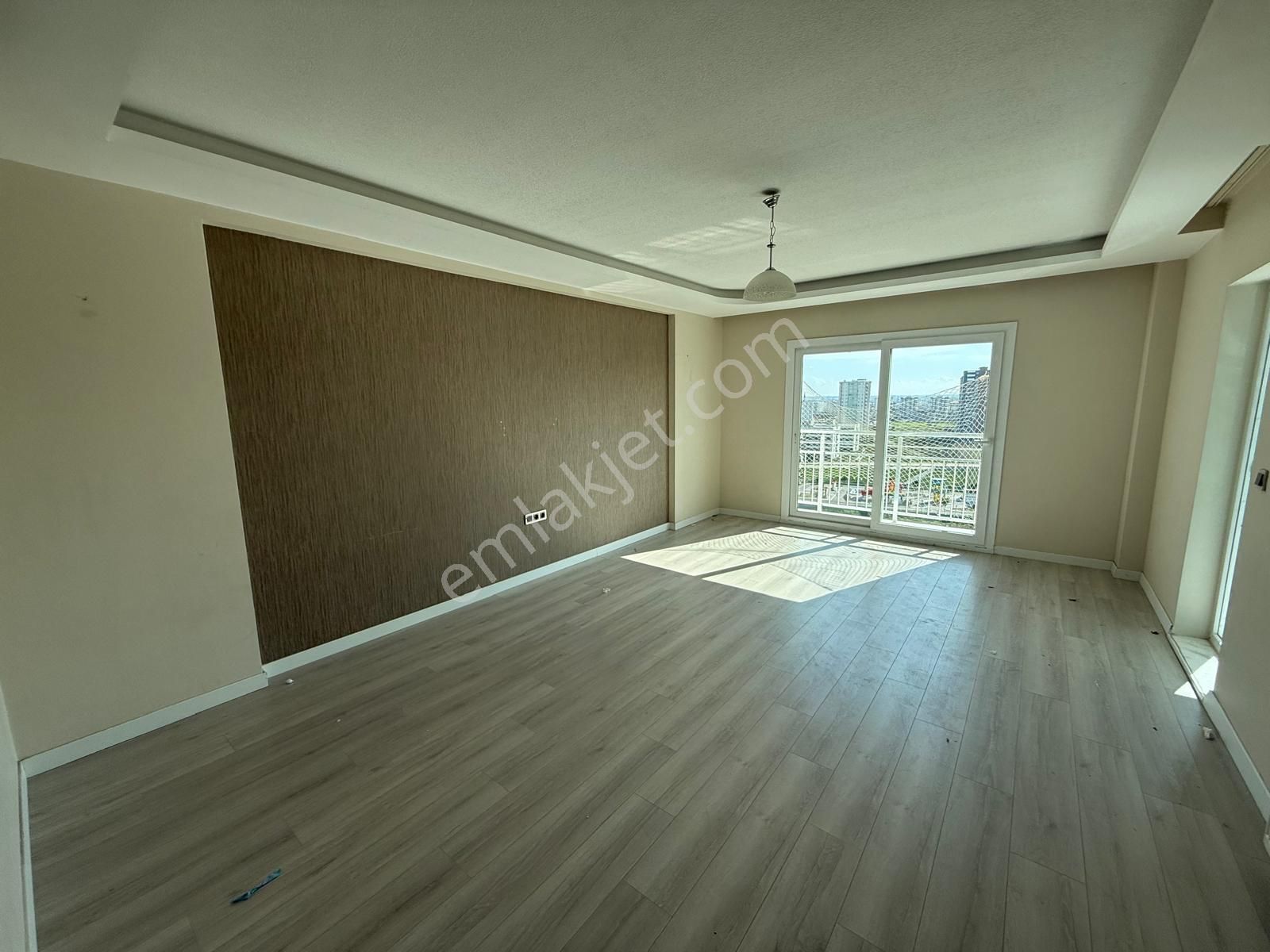 Gürselpaşada Merkezi Konumda Dgazlı Kmutfak Geniş 4+1