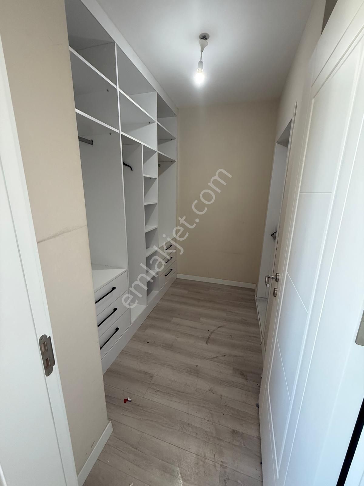 Gürselpaşada Merkezi Konumda Dgazlı Kmutfak Geniş 4+1 - Görsel 22