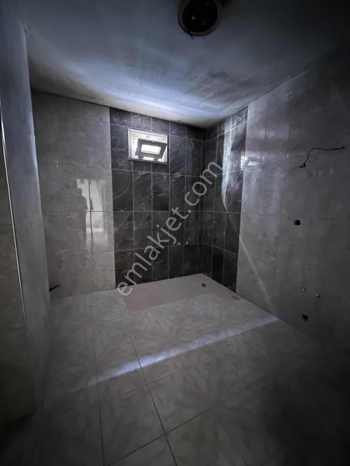 Can Emlak'tan Metroya Yürüme 1 Dakika - Görsel 18