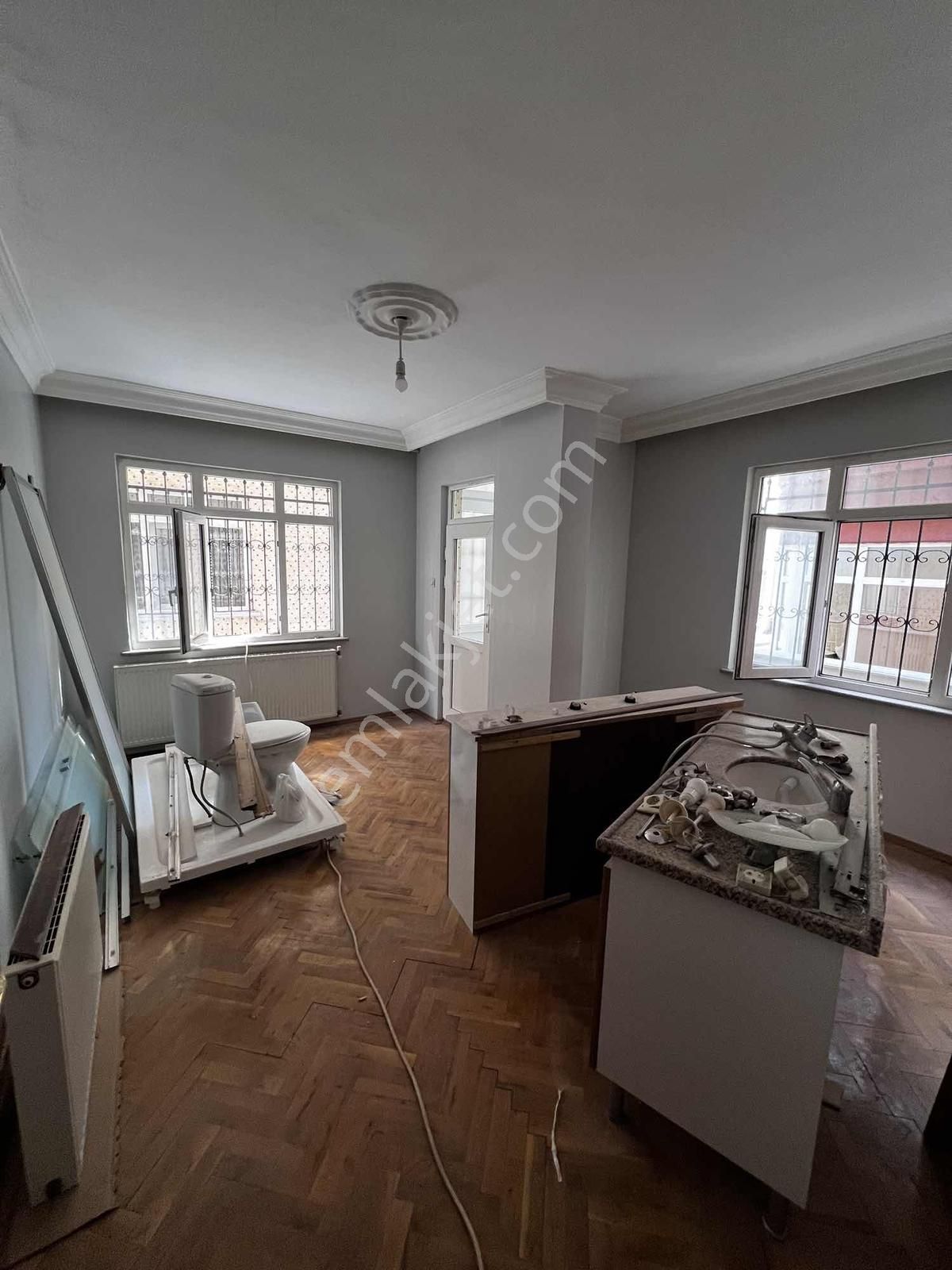 Can Emlak'tan Metroya Yürüme 1 Dakika - Görsel 14