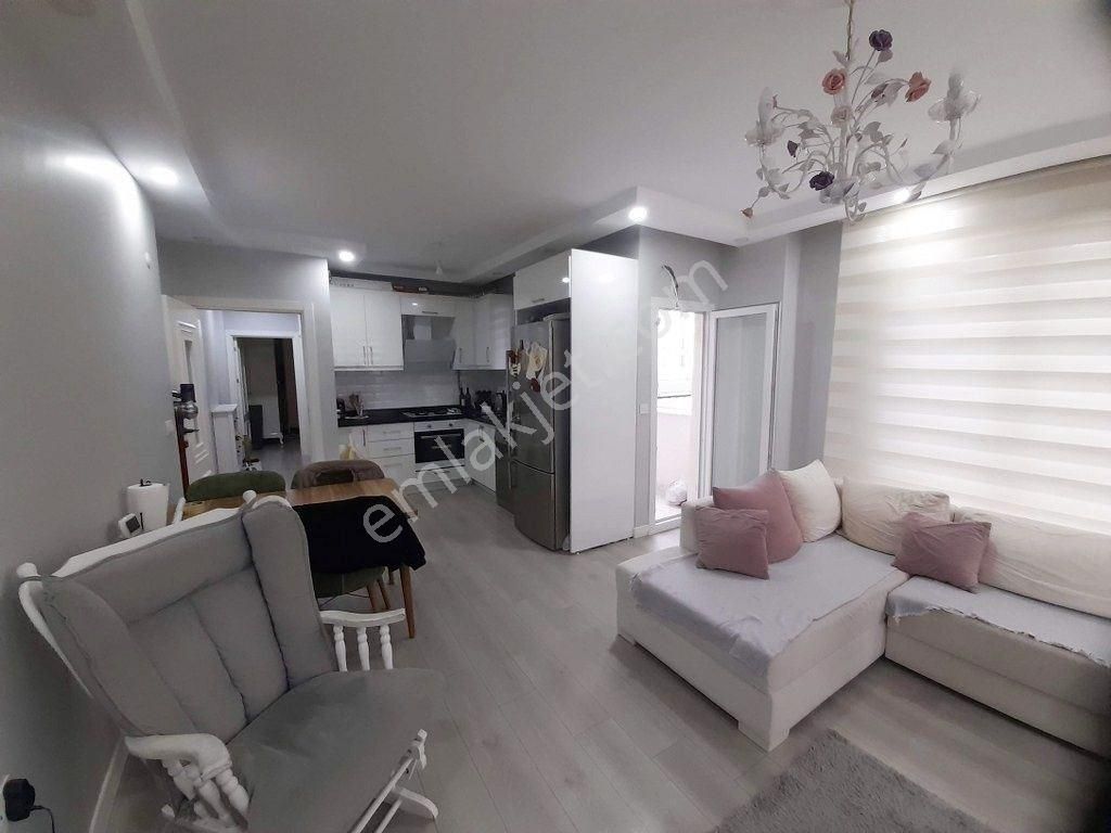Beylikdüzü Kavaklıda Kiralık Eşyalı 2+1 Daire Oturuma Kullanıma Hazır - Görsel 7