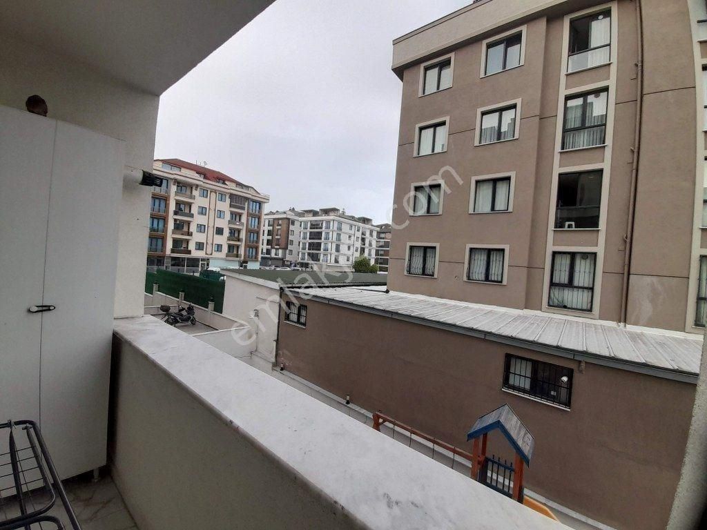 Beylikdüzü Kavaklıda Kiralık Eşyalı 2+1 Daire Oturuma Kullanıma Hazır - Görsel 16