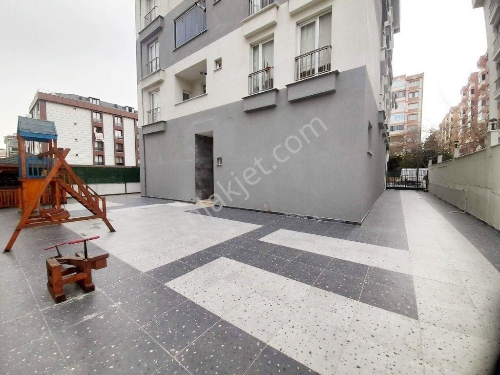 Beylikdüzü Kavaklıda Kiralık Eşyalı 2+1 Daire Oturuma Kullanıma Hazır - Görsel 22