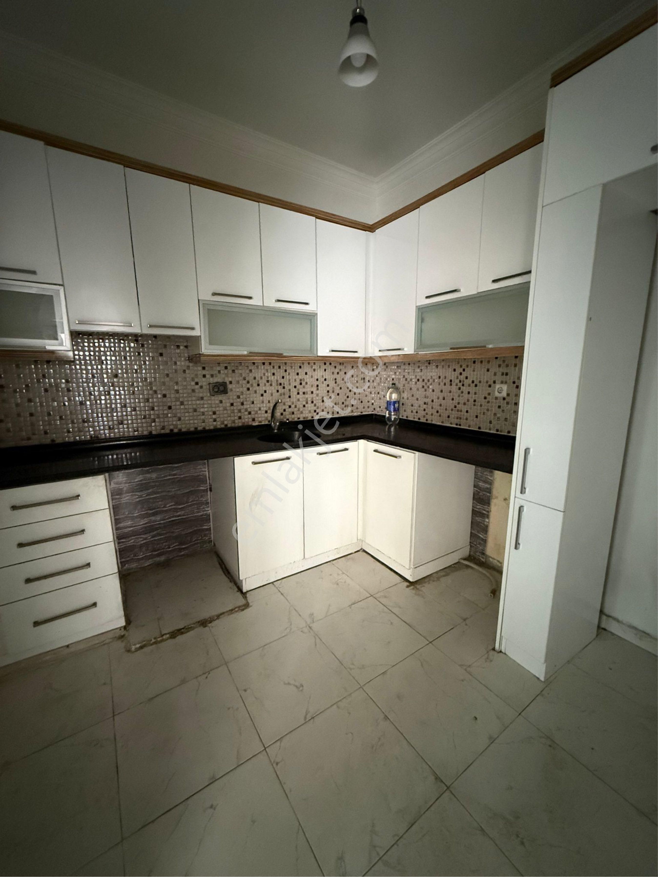 Fatih Mahallesinde 4+1 Kiralık Müstakil Ev – Geniş Ve Ferah Yaşam Alanı - Görsel 26