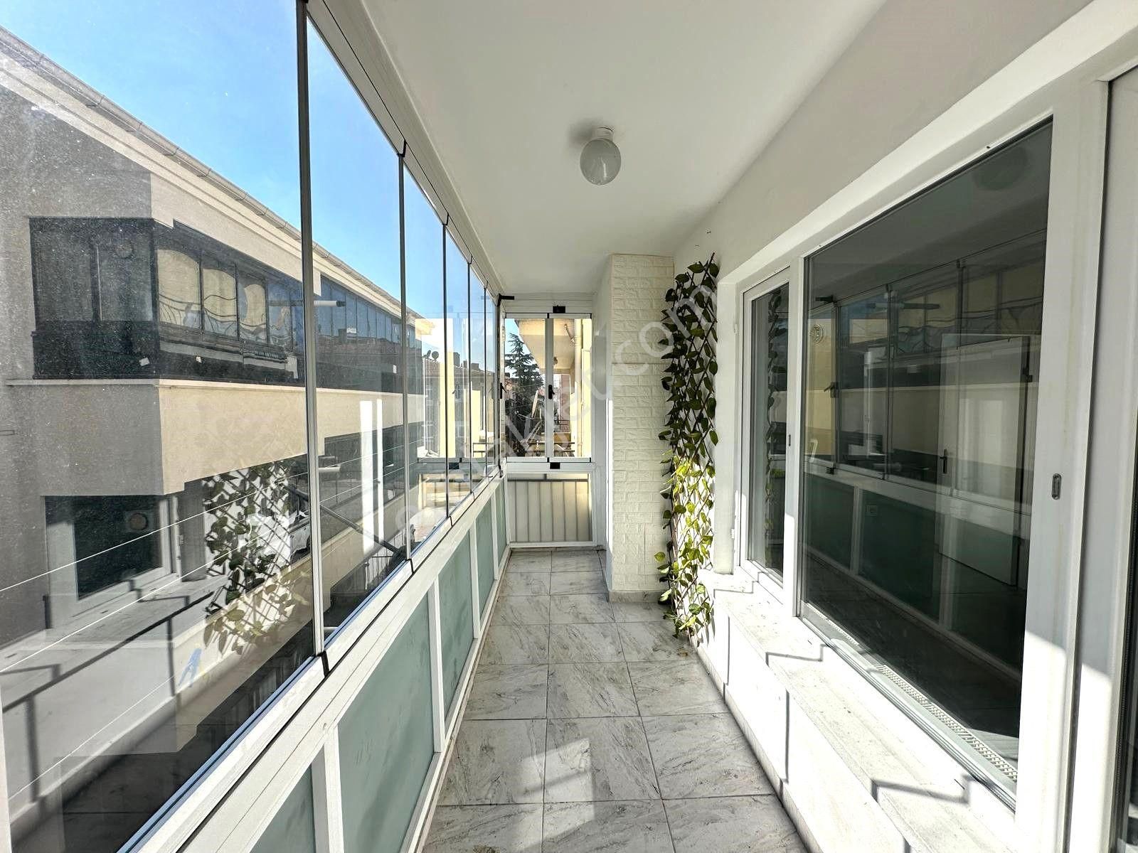 Uzman Emlak'dan Çiçekli Mh'de Yunusemre Cadde Yakını 1.katta 2+1 Yapılı Daire - Görsel 15