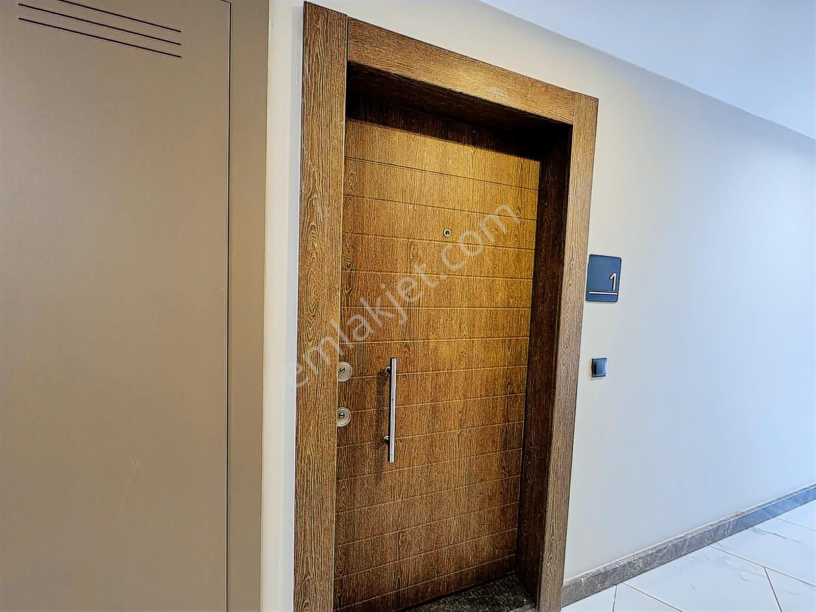 Şile İdealist Cadde Sitesi Ön Cephe Büyük Teraslı 2+1 Kiralık - Görsel 3