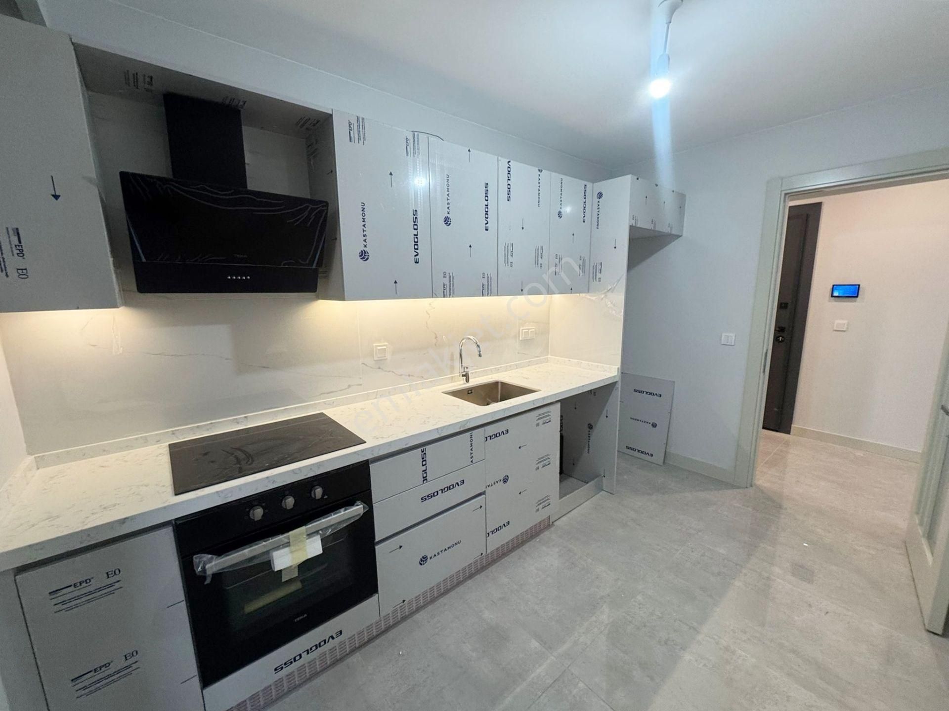 Mertcan'dan Havuzlu Güvenlikli Lüks Sitede Balkonlu Ara Kat 2+1 - Görsel 5