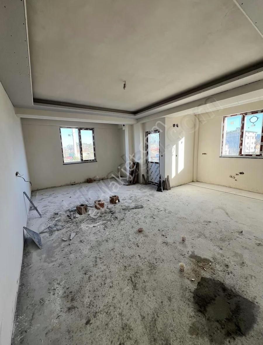 Altıkat Emlaktan Satılık 2+0 Daire