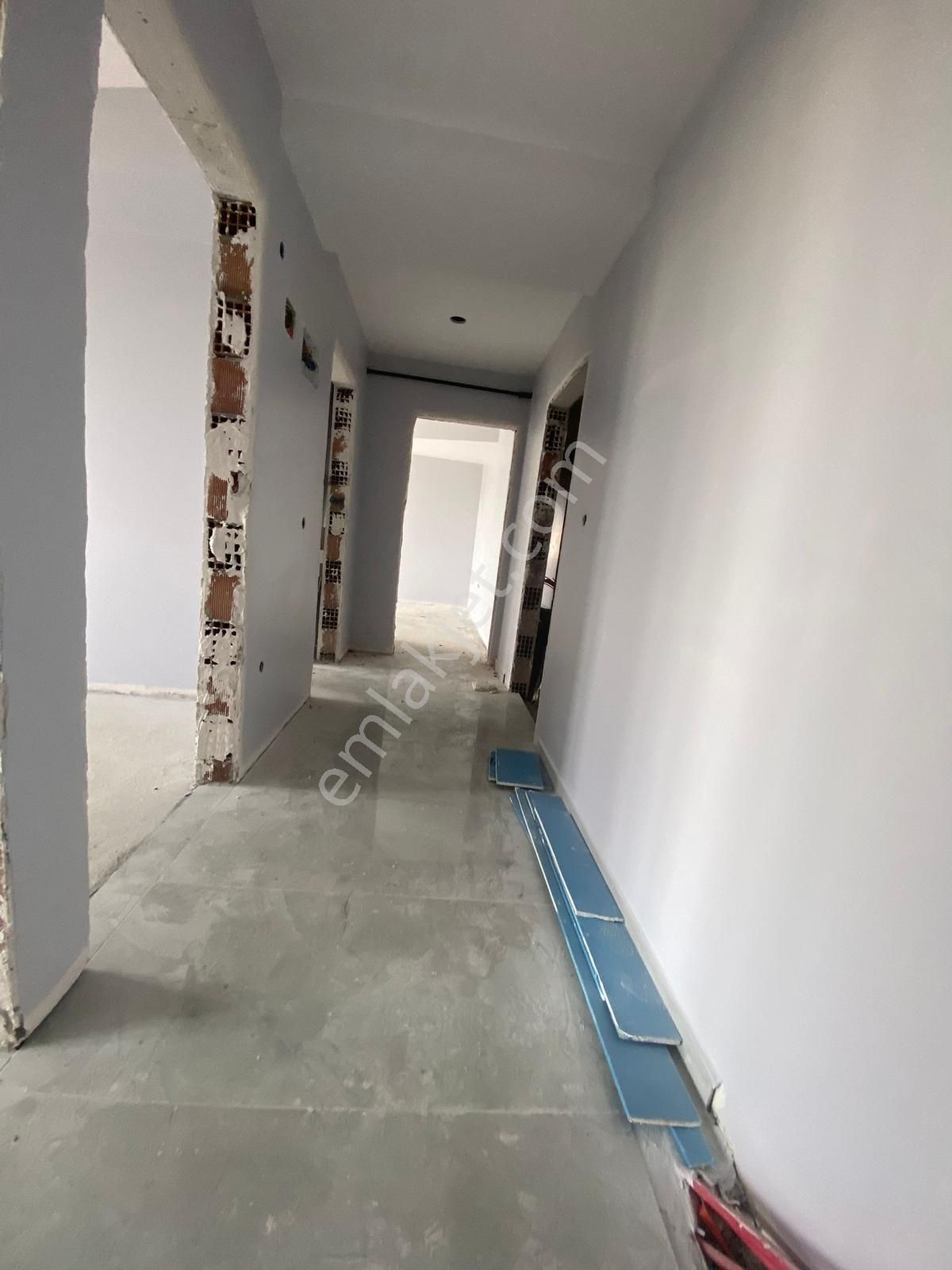 Atatürk Cad. Yanı Başı Önü Açık Ve Yürüyüş Parkı Arakat Acil St. - Görsel 35