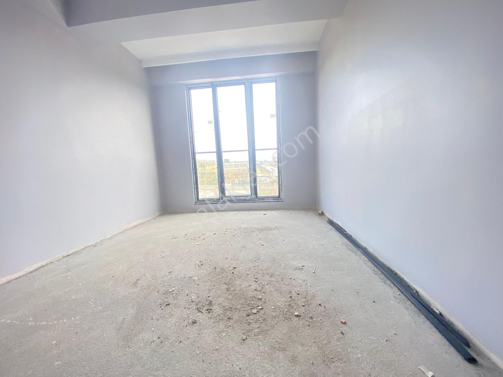 Atatürk Cad. Yanı Başı Önü Açık Ve Yürüyüş Parkı Arakat Acil St. - Görsel 6