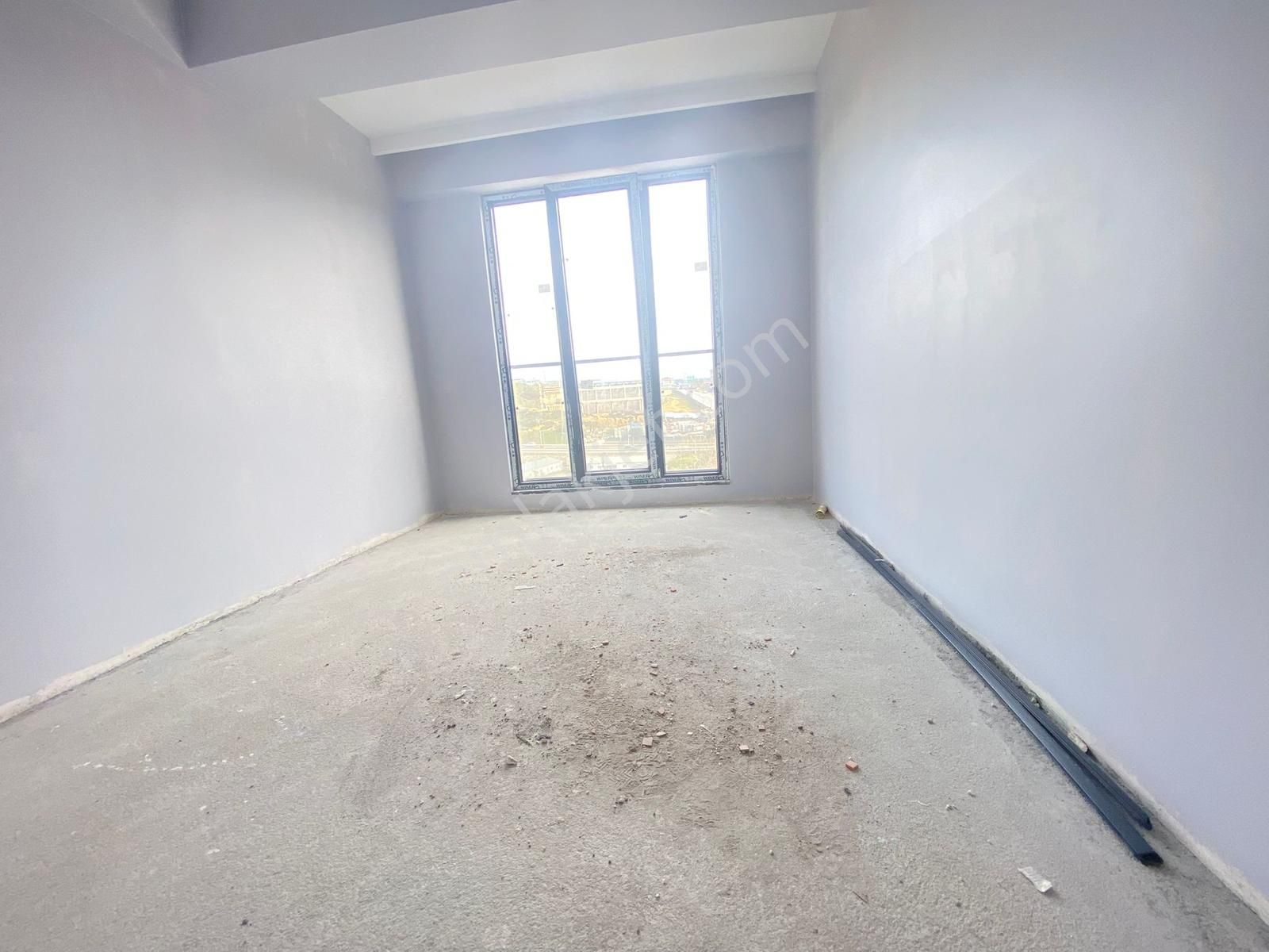 Atatürk Cad. Yanı Başı Önü Açık Ve Yürüyüş Parkı Arakat Acil St. - Görsel 7