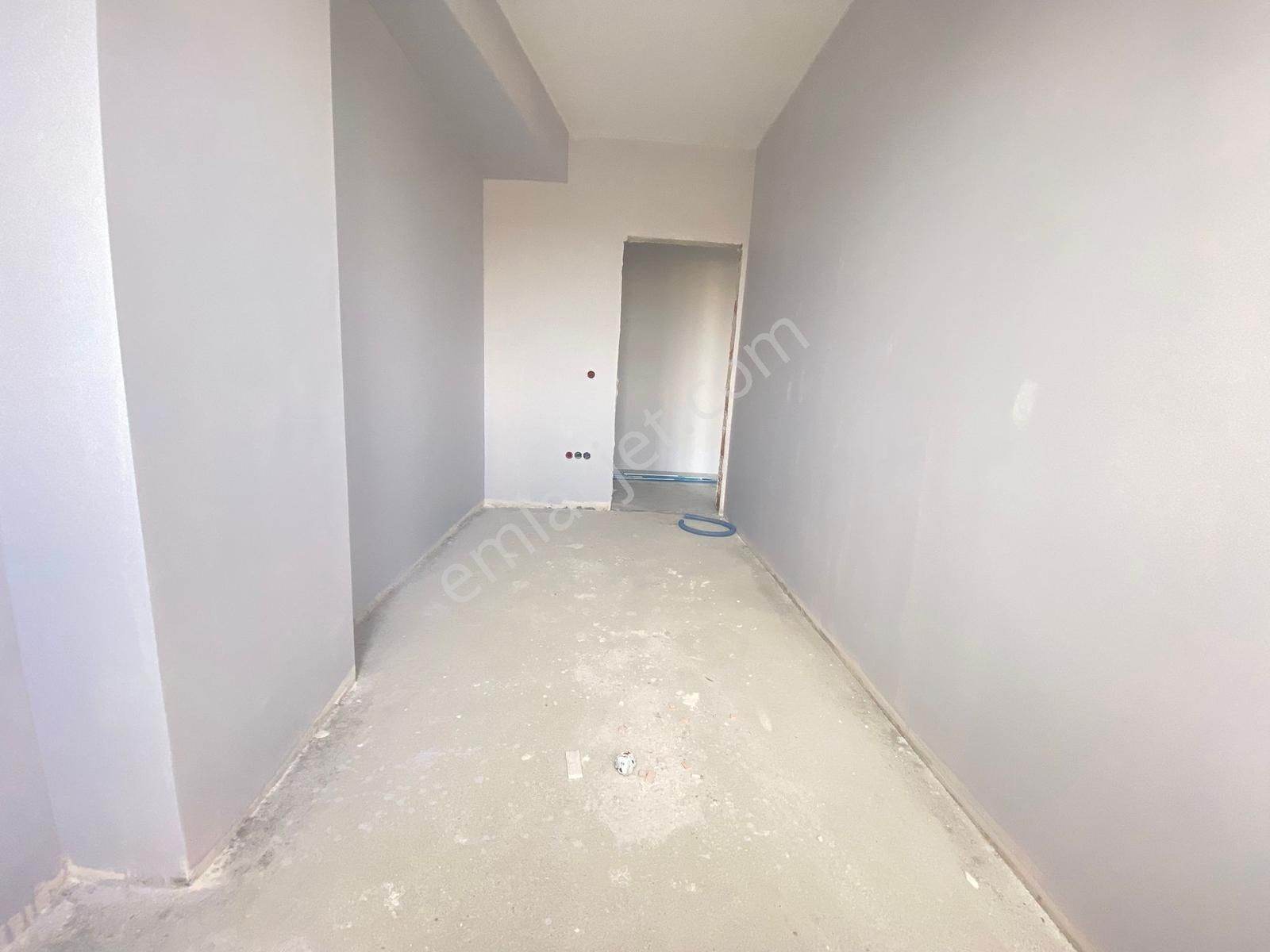 Atatürk Cad. Yanı Başı Önü Açık Ve Yürüyüş Parkı Arakat Acil St. - Görsel 25