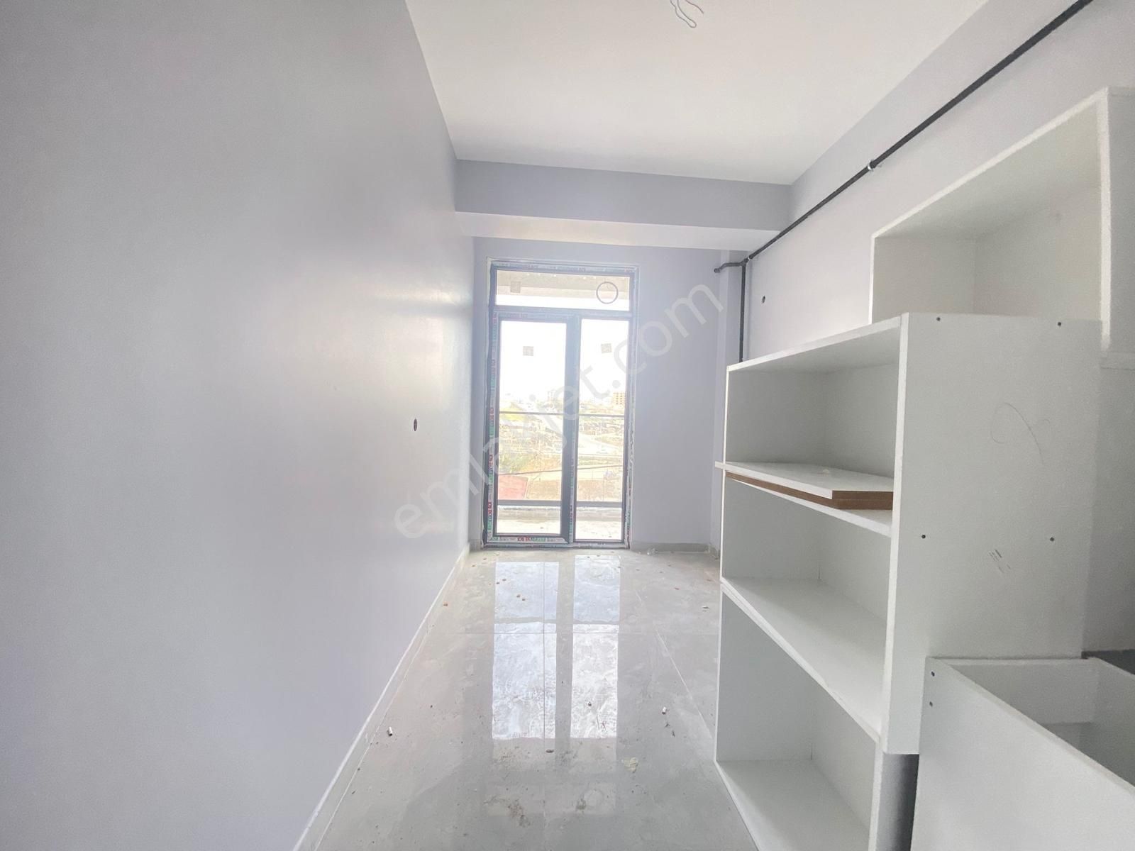 Atatürk Cad. Yanı Başı Önü Açık Ve Yürüyüş Parkı Arakat Acil St. - Görsel 24