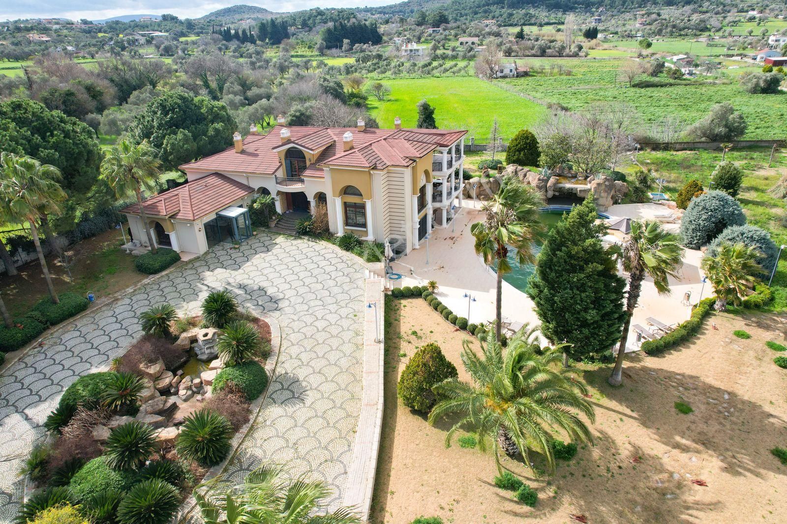 Urla İskele Ağaçlı Yolda 14 Dönüm Arsa İçerisinde Satılık Villa - Görsel 4