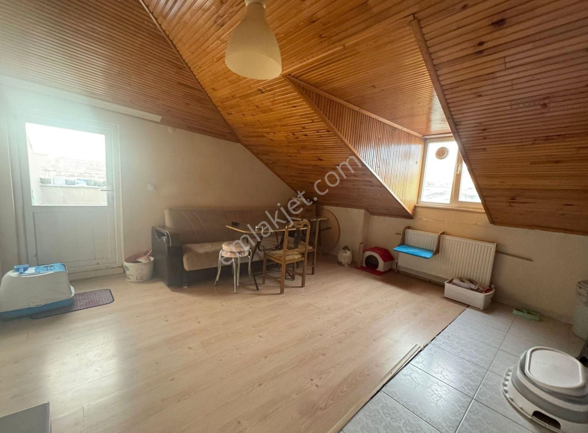 Mertcan'dan İskanlı Cadde 1dk Metro 6dk 2 Aileye Uygun Dubleks 4+2 - Görsel 20