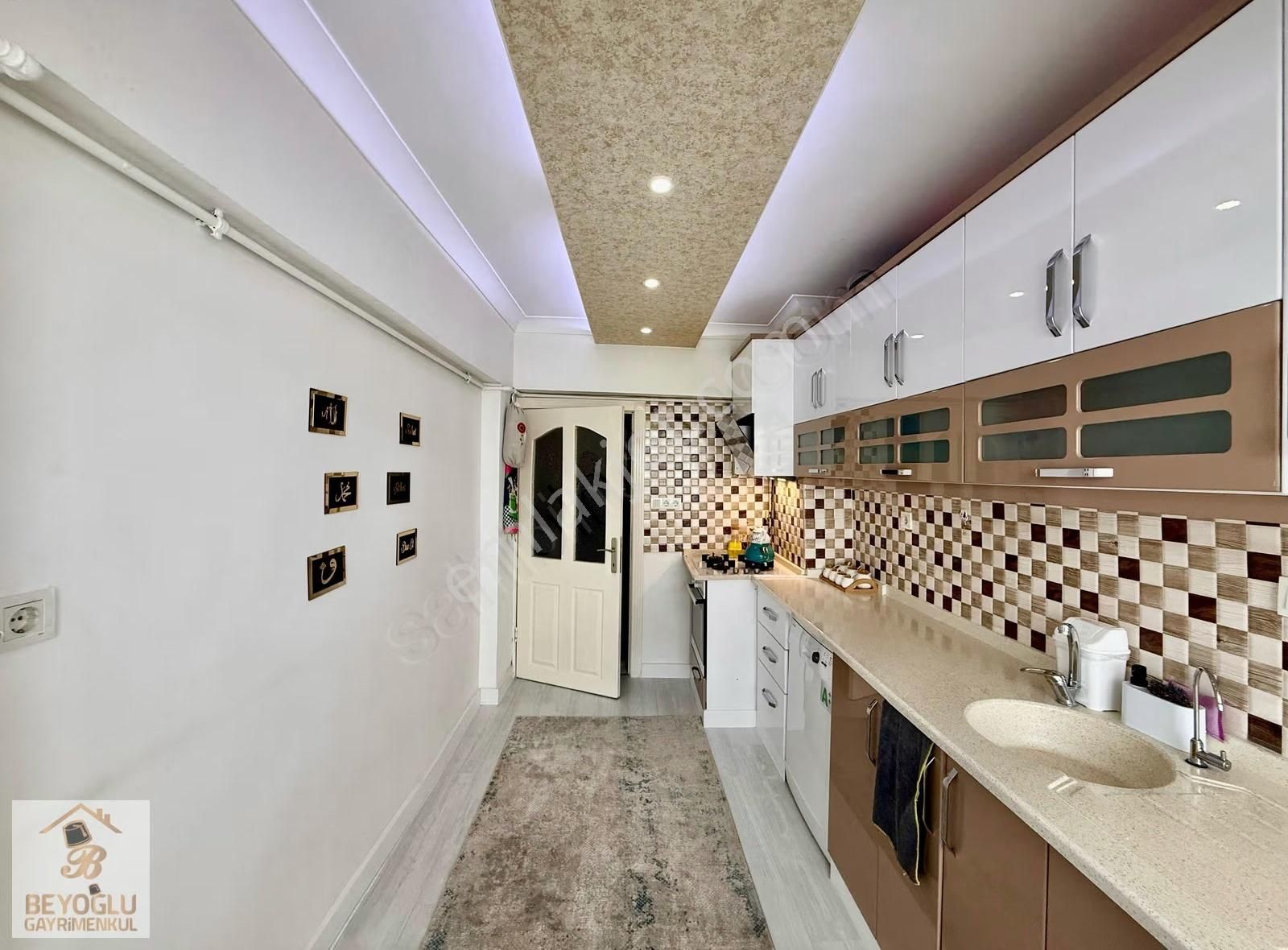 Beyoğlu'ndan Merkezi Lokasyonda Full Yapılı Satılık 3+1 - Görsel 6