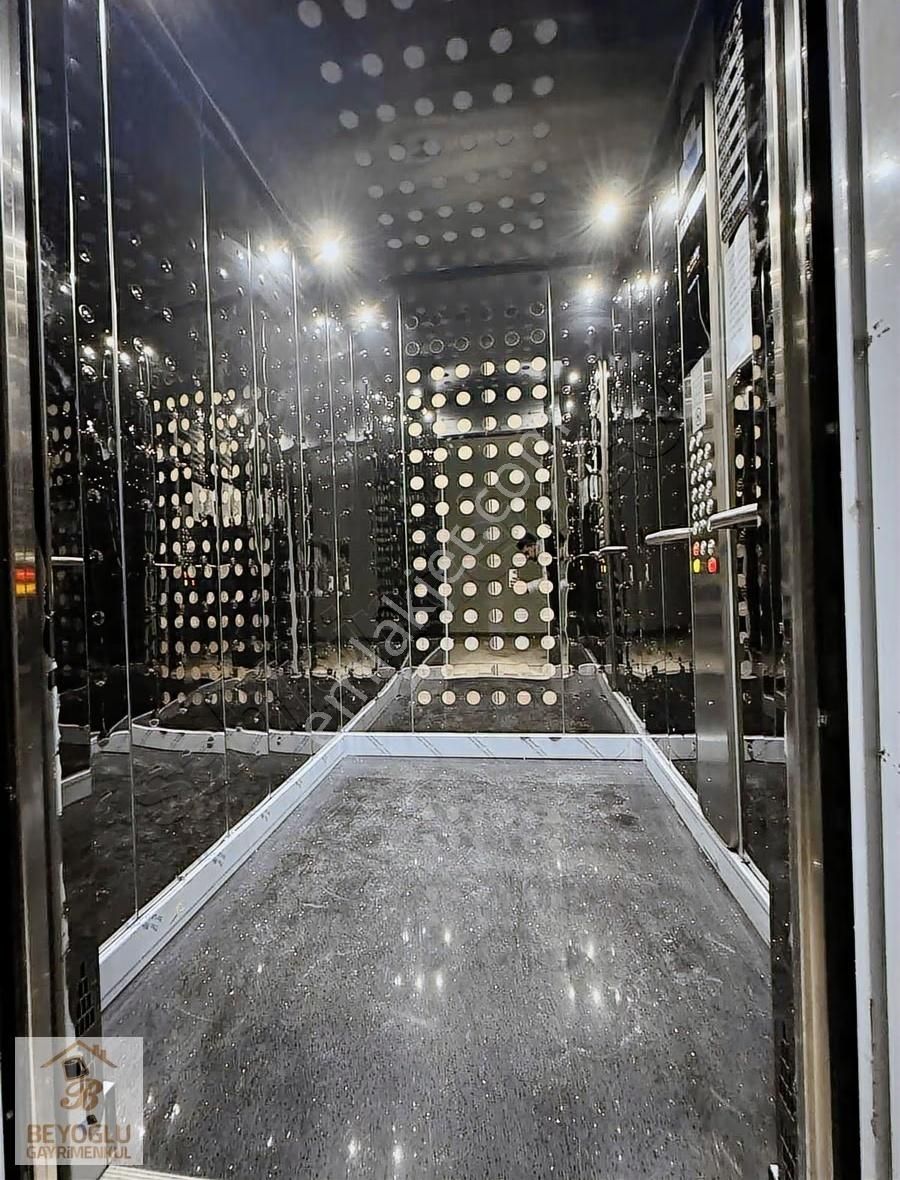 Beyoğlu'ndan Havalimanı Yoluna Cephe Full Yapılı K.otoparklı - Görsel 6