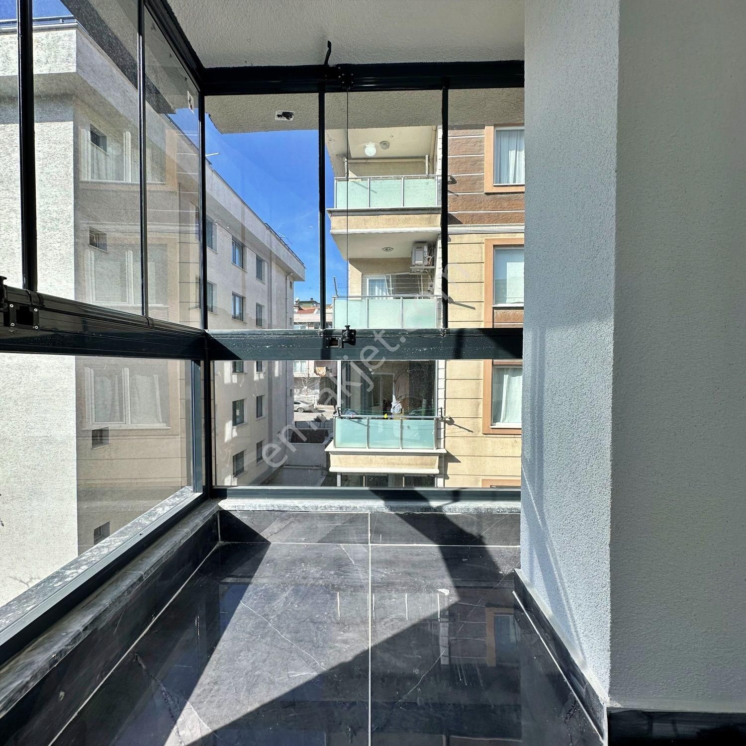 Beylikdüzü Yakuplu Mah Merkezi Konum'da Satılık Dubleks - Görsel 16