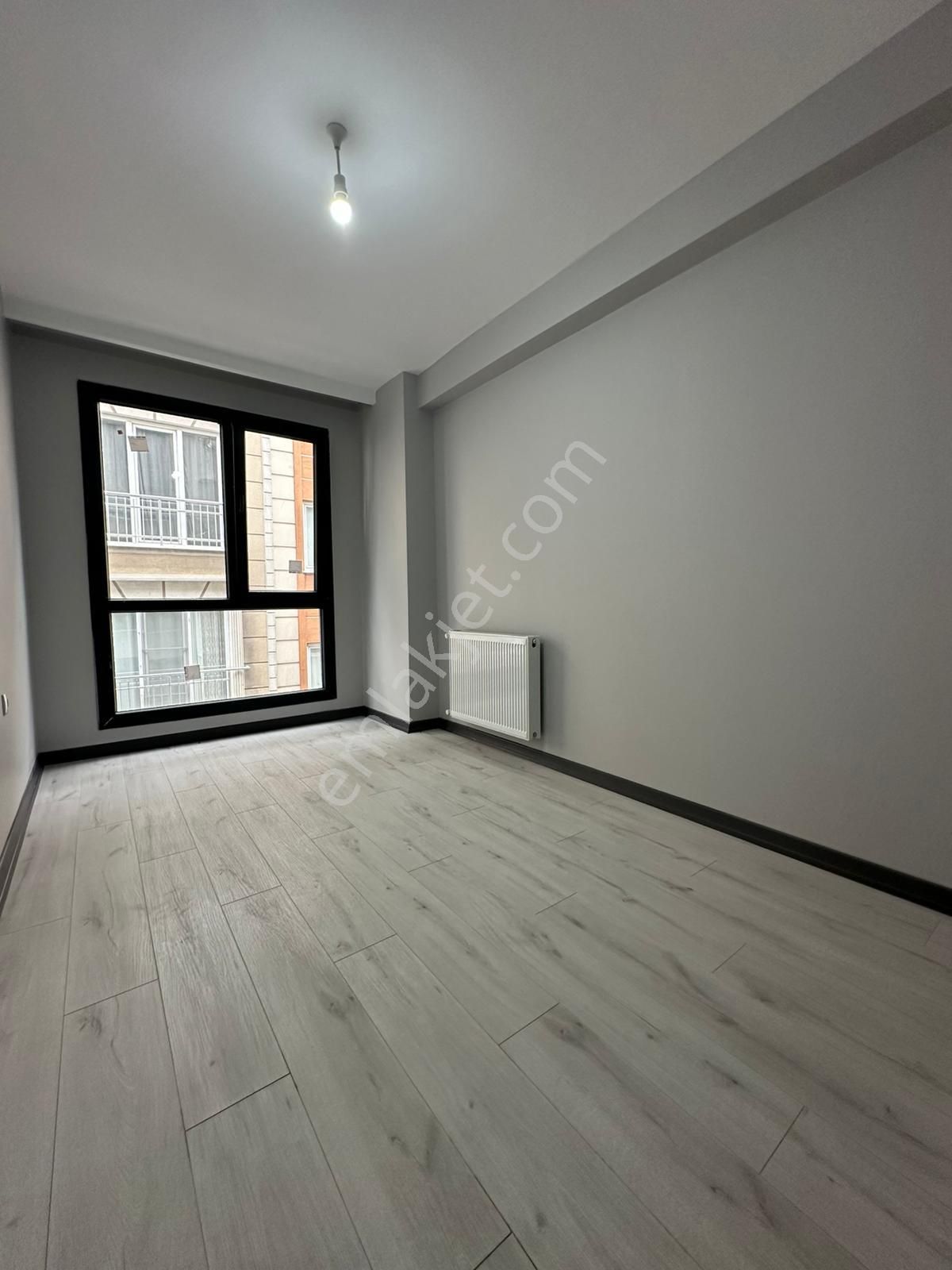 Beylikdüzü Yakuplu Mah Merkezi Konum'da Satılık Dubleks - Görsel 24