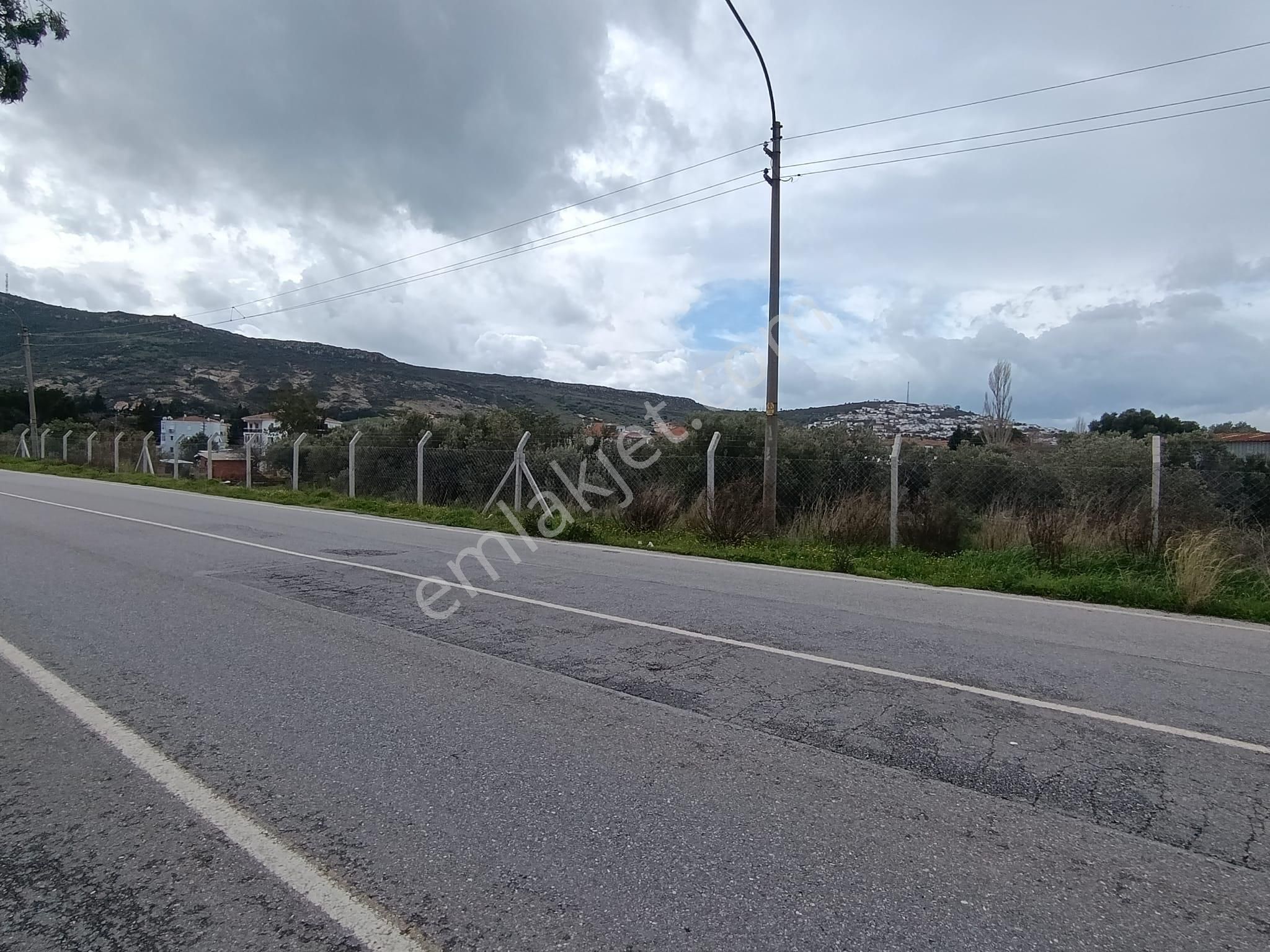 Foça Fevzipaşa Mah. Satılık 2183m2 Arsa - Görsel 6