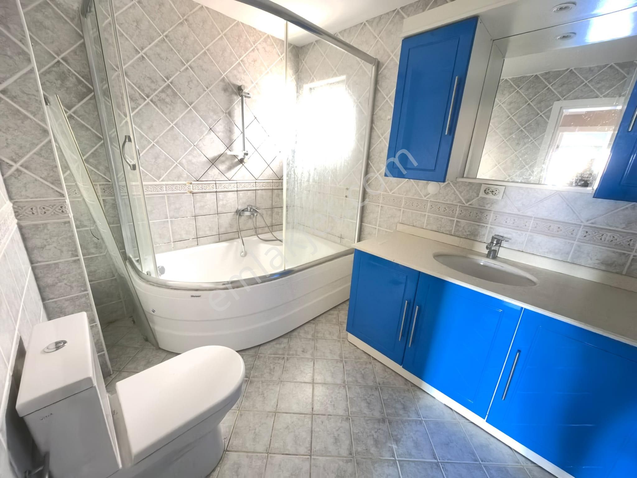 Kurtoğlu'ndan Uskumruköy Arıköy'de Deniz'e Yakın Köşe Villa - Görsel 17