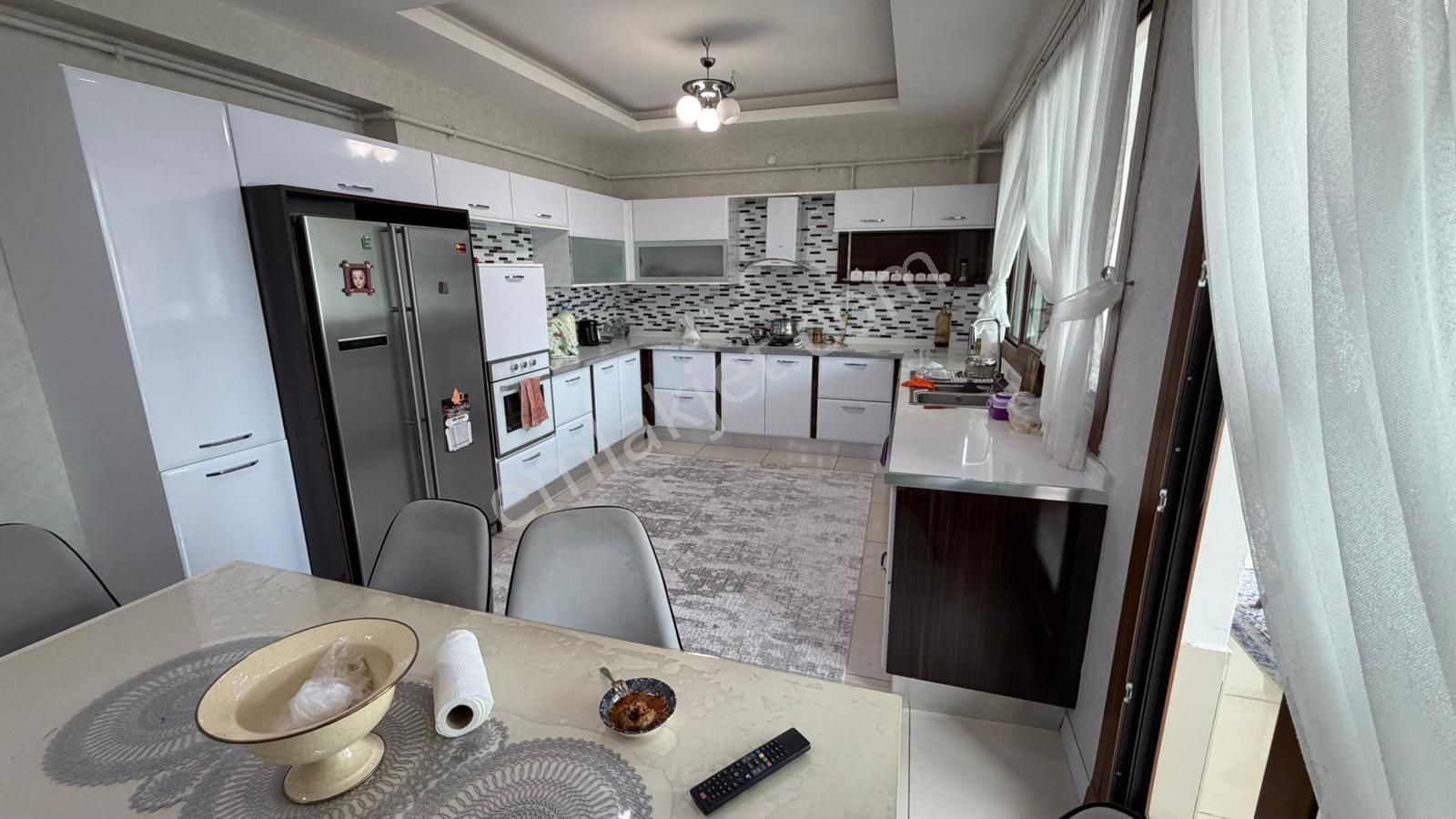 Tema Park Cıvarında 4+1 Satılık Havuzlu Lüx Daire - Görsel 29