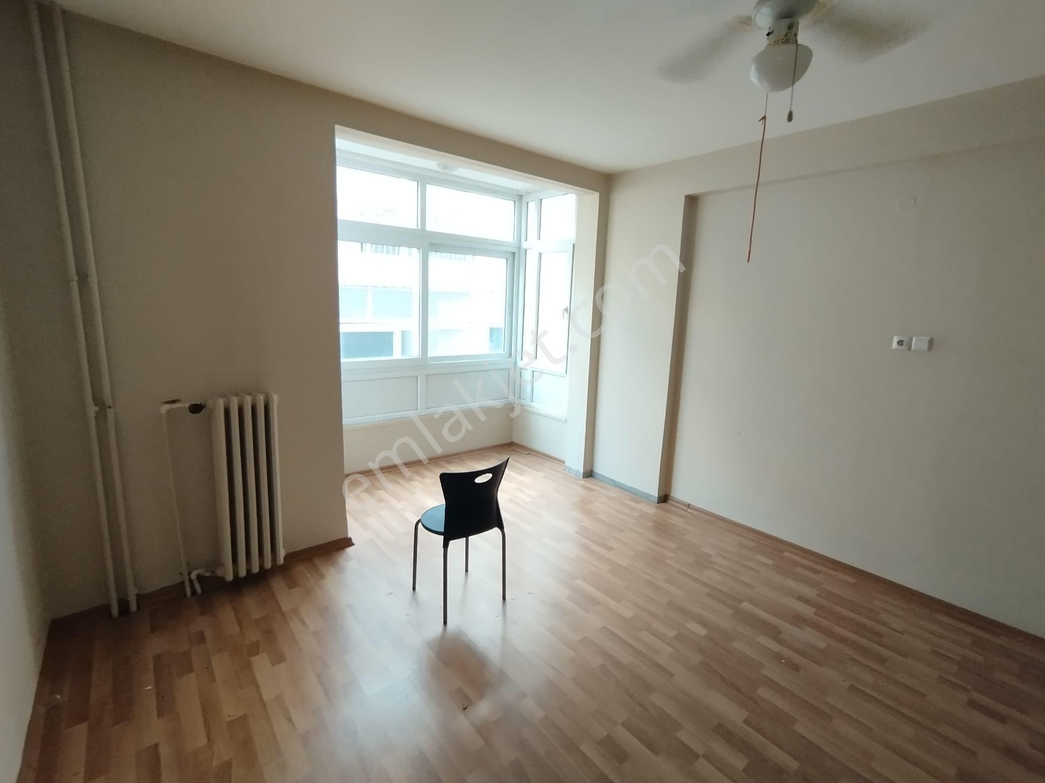 Atatürk Caddesine Yakın Mükemmel Lokasyonda 3+1 Kapalı Mutfaklı Doğalgazlı Daire - Görsel 16