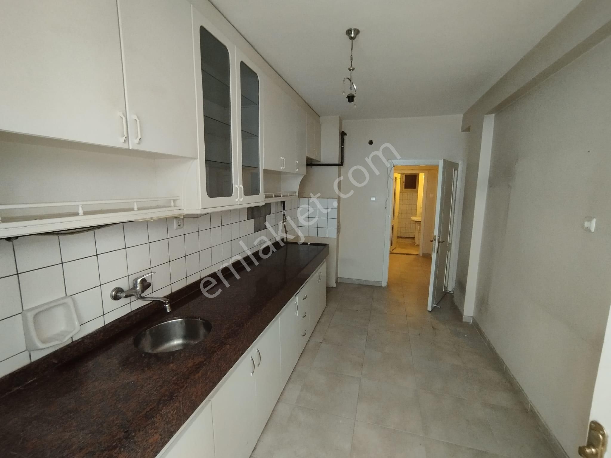 Atatürk Caddesine Yakın Mükemmel Lokasyonda 3+1 Kapalı Mutfaklı Doğalgazlı Daire - Görsel 15